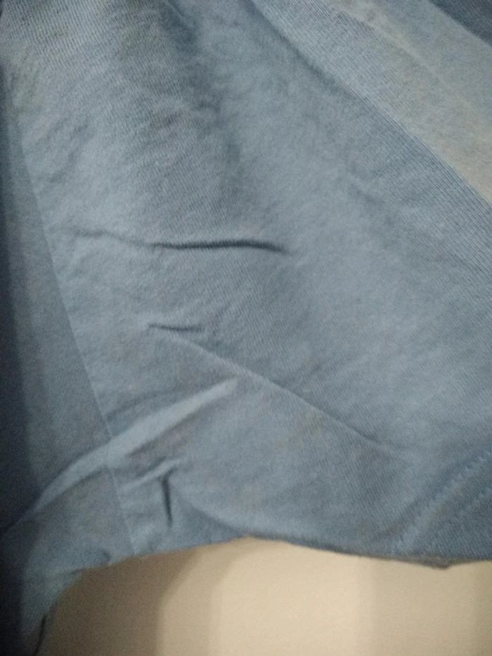 T shirt bleu - photo numéro 2