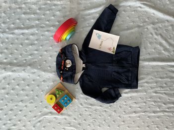 gilet zippé à capuche tête  d'ours marine poche poitrine 12 mois orchestra