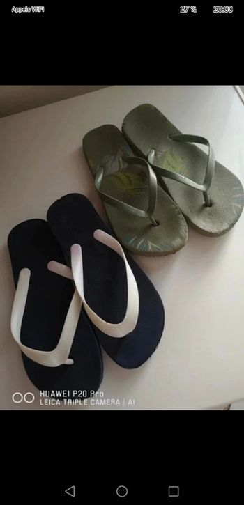 2 paires de Tongs 34