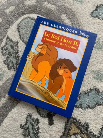 Livre "Le Roi Lion 2, l'honneur de la tribu" 📚