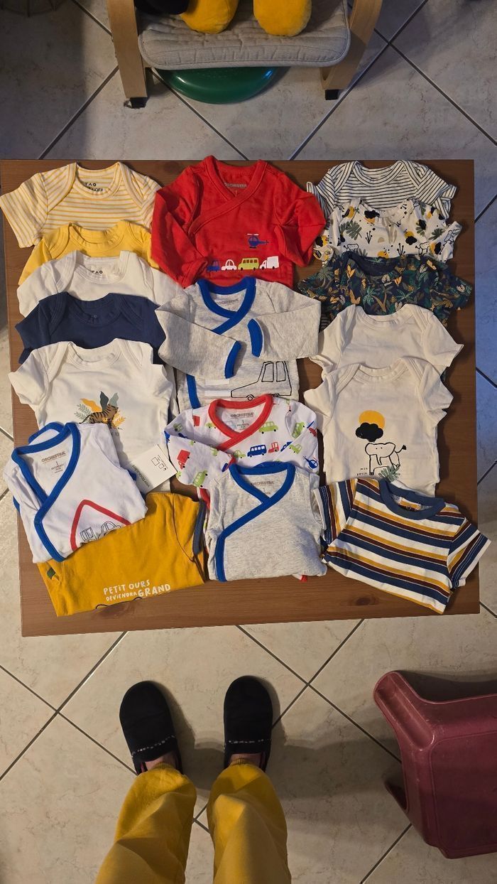 NEUFS đ„°đđ SUPERBE LOT 1 MOIS GARĂON (Primptemps/Ă©tĂ©)đđ„° - photo numĂ©ro 2