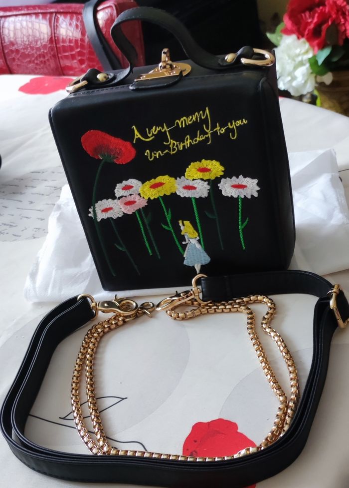 Sac neuf Japon Disney  Alice aux pays des Merveilles - photo numéro 4