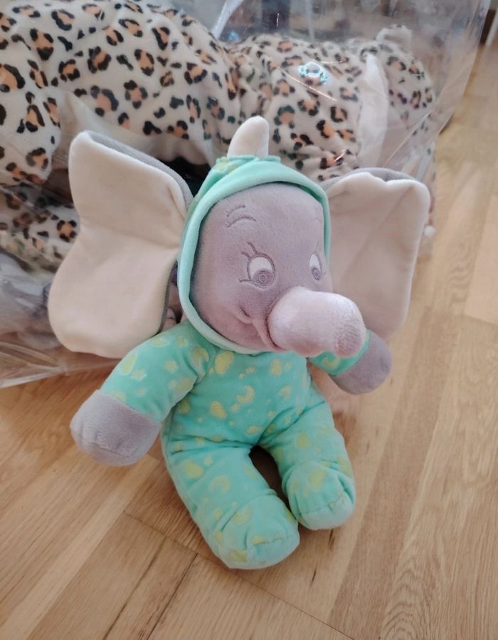 Peluche Dumbo - photo numéro 2