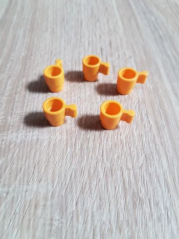 Lot de 5 tasses Playmobil