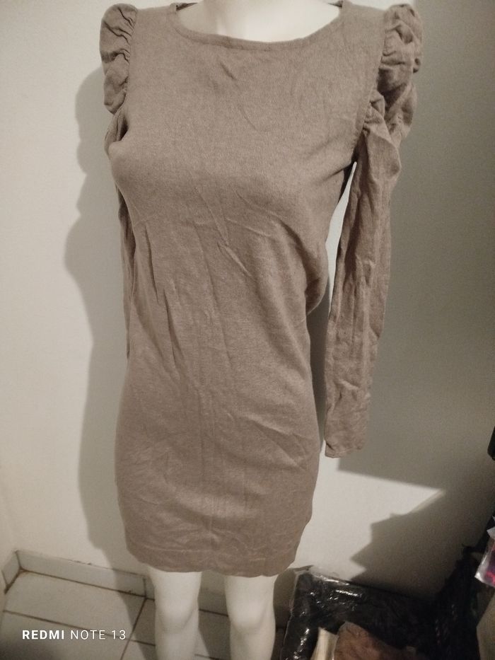 #kytie34femme. Robe en laine fine taille 34