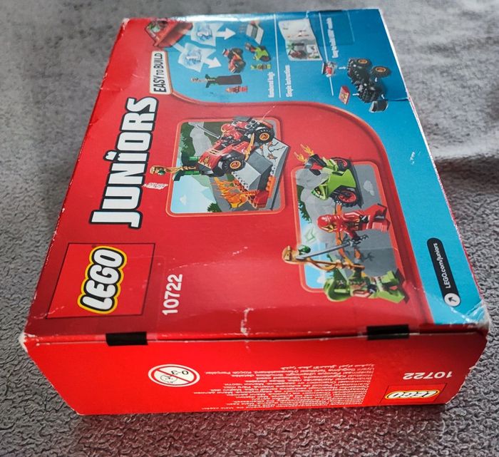 Boîte de Lego juniors Ninjago - photo numéro 8