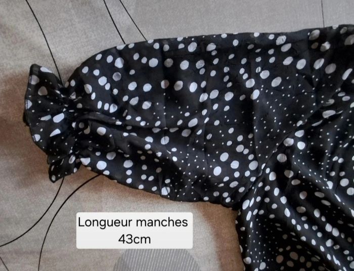 Blouse NEUVE pour femme Taille 54 - photo numéro 4