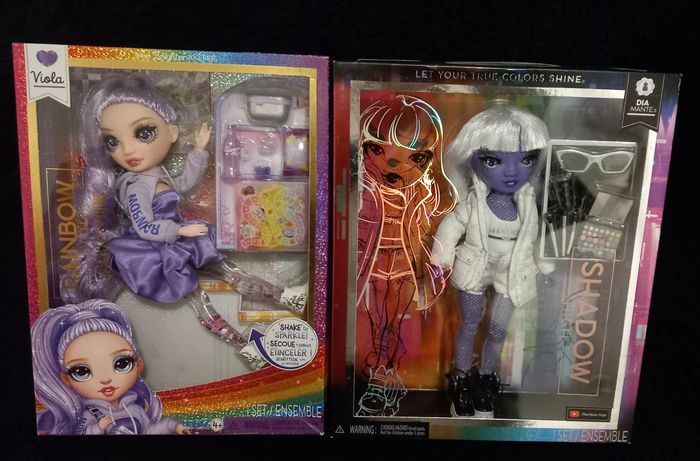 Lot de 2 poupées Rainbow high et shadow high
