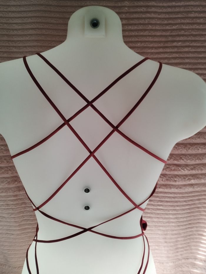 Body rouge - photo numéro 2