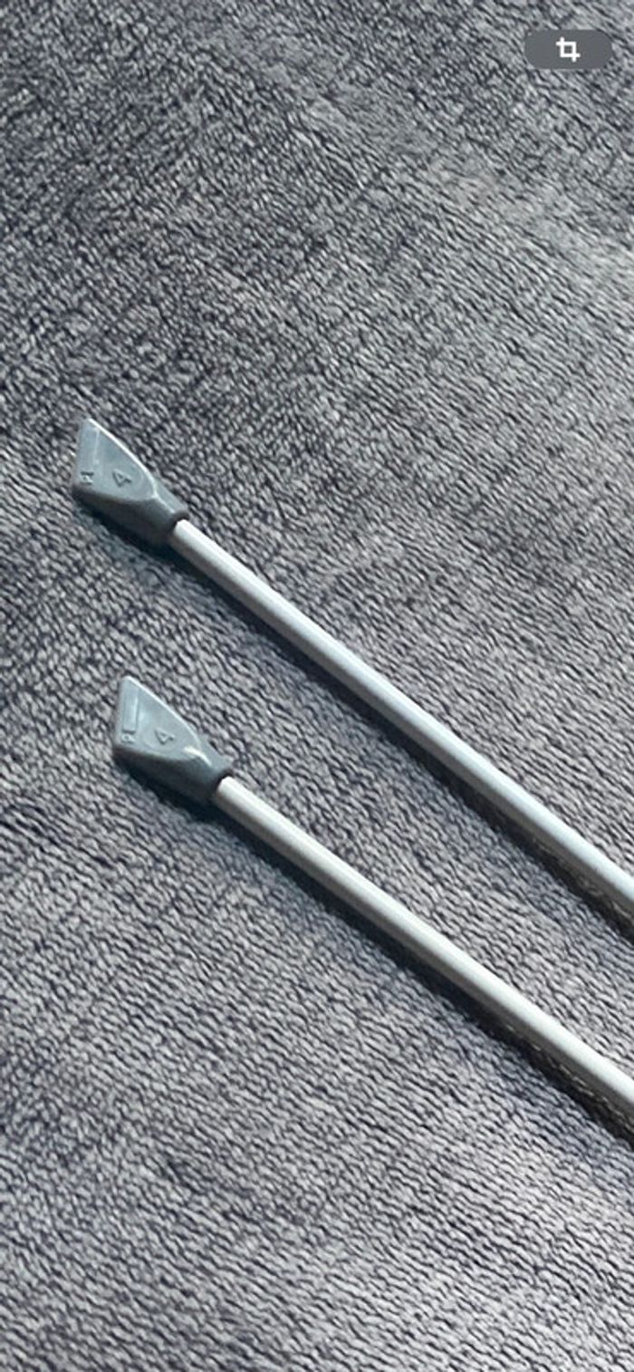 Aiguilles à tricoter numéro 4 - photo numéro 2