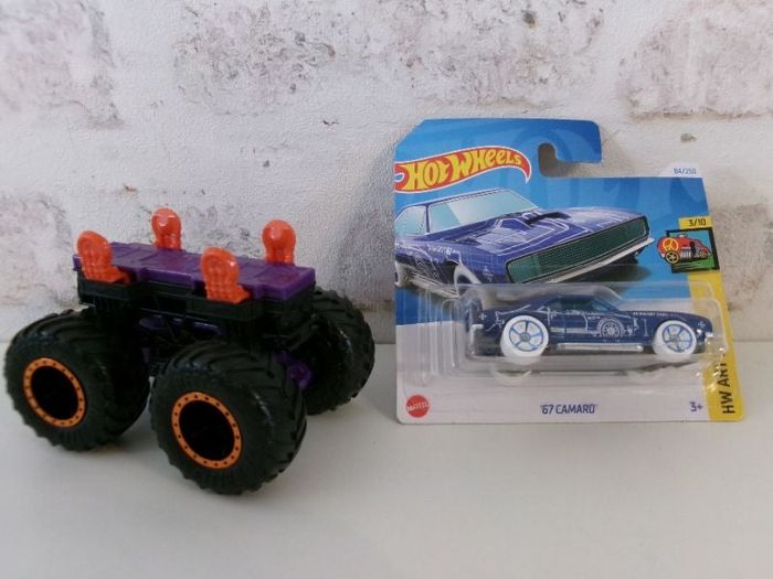 Monster Trucks Hotwheels - Voiture 67 Camaro