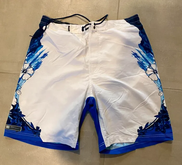 Short de bain bleu