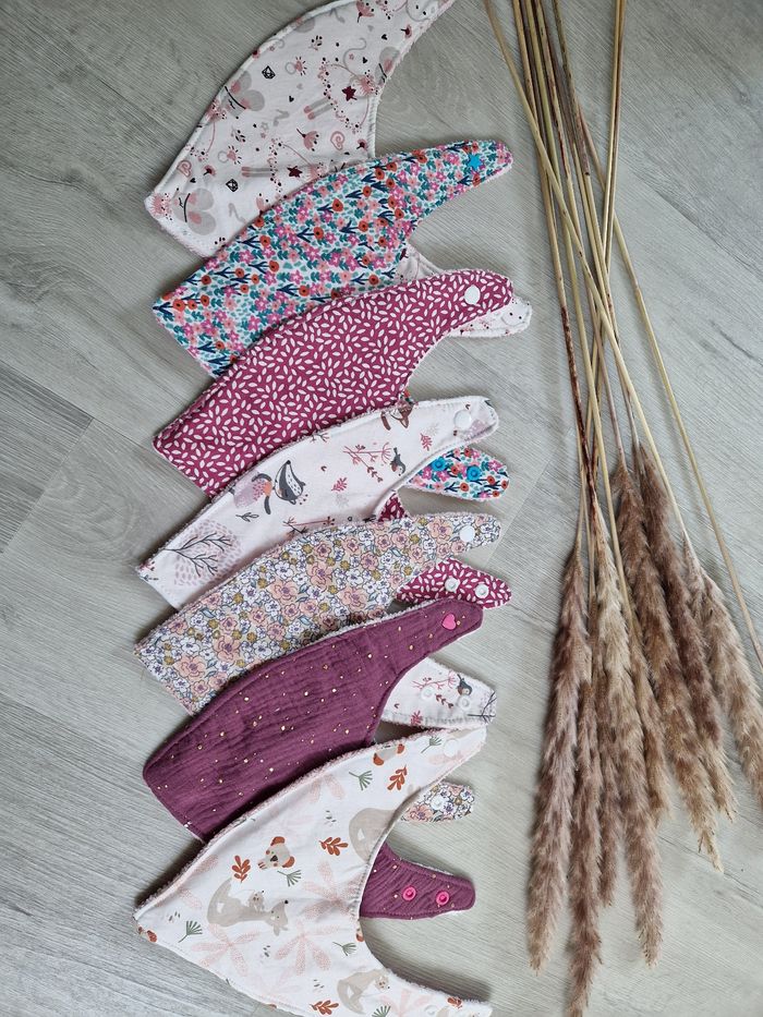 Lot de 7 Bavoirs Bandana - photo numéro 3
