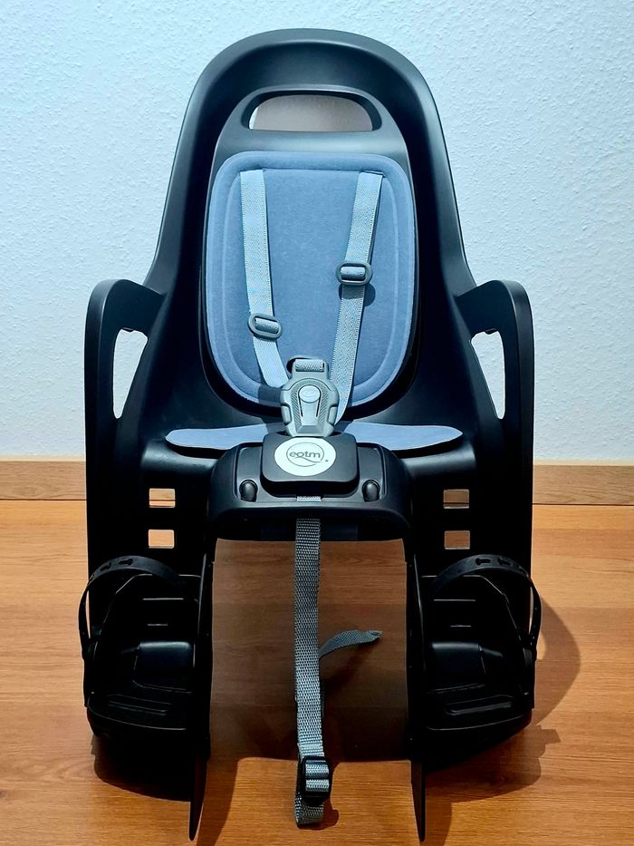 Siège vélo bébé Polisport Groovy (porte‑bagage) – Comme neuf – 9 mois à 4/5 ans