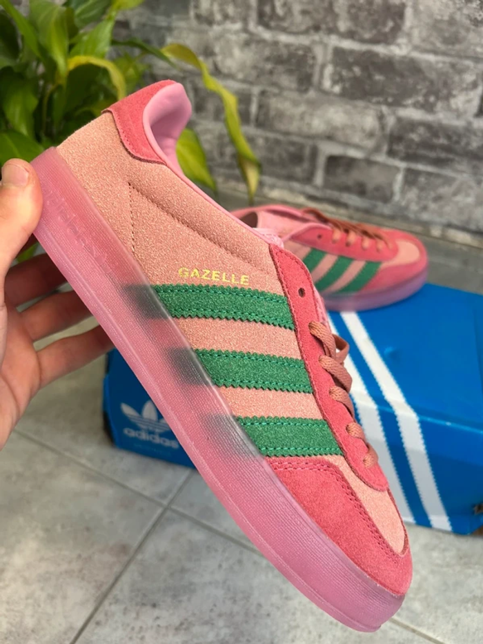 Baskets Adidas gazelle taille 39 - photo numéro 2