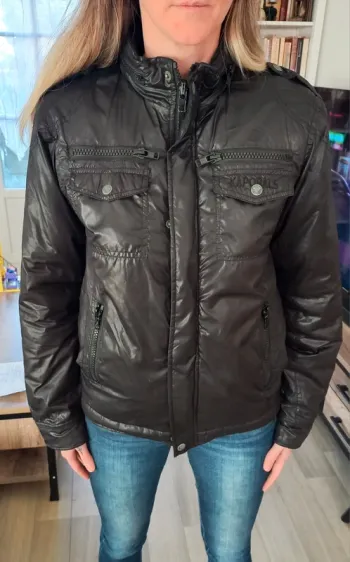 Blouson noir Kaporals T.36/38