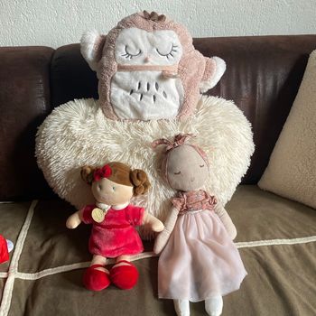 Lot petite fille avec poupees tissus