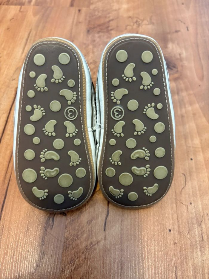 Chaussure bébé beige pointure 21 - photo numéro 5