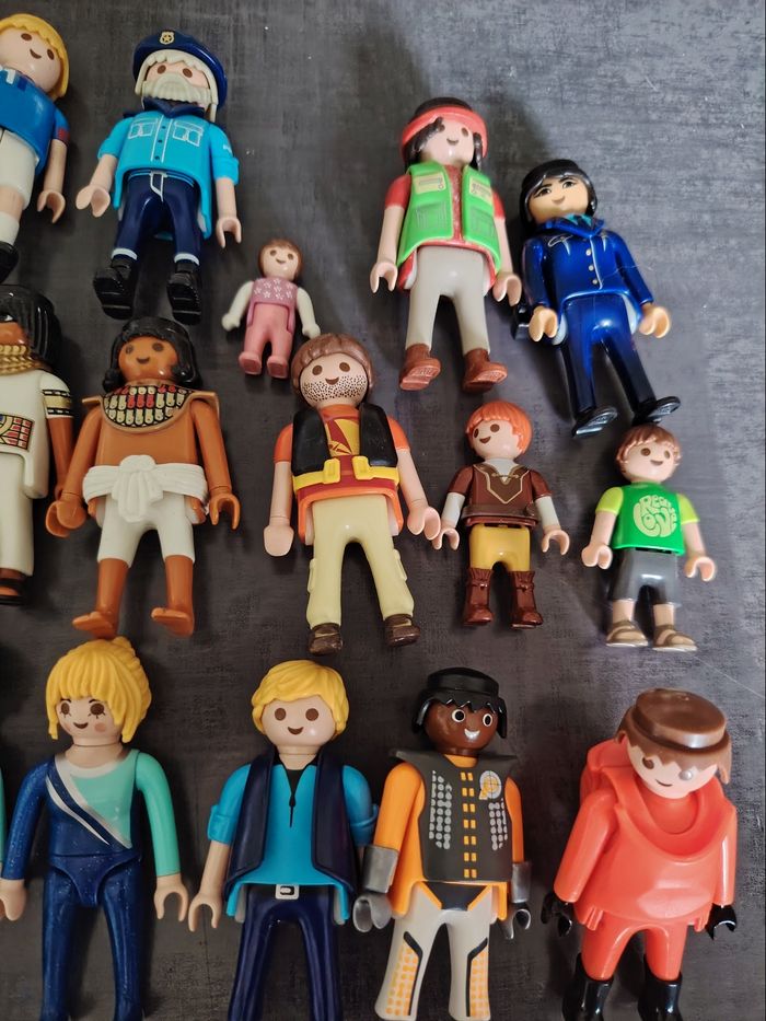 Gros Lot figurines playmobil - photo numéro 2