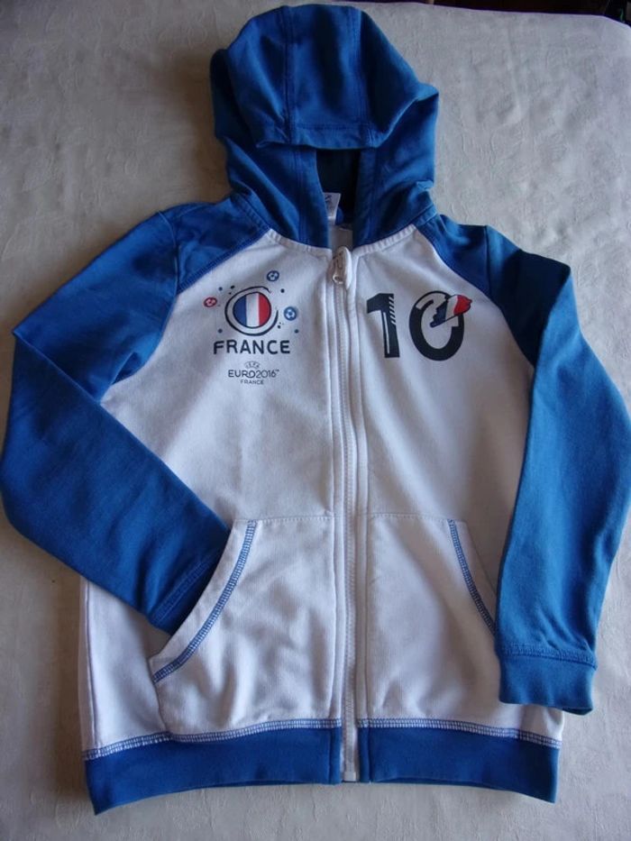 Gilet zippé à capuche Euro - 6/ 8 ans - photo numéro 1