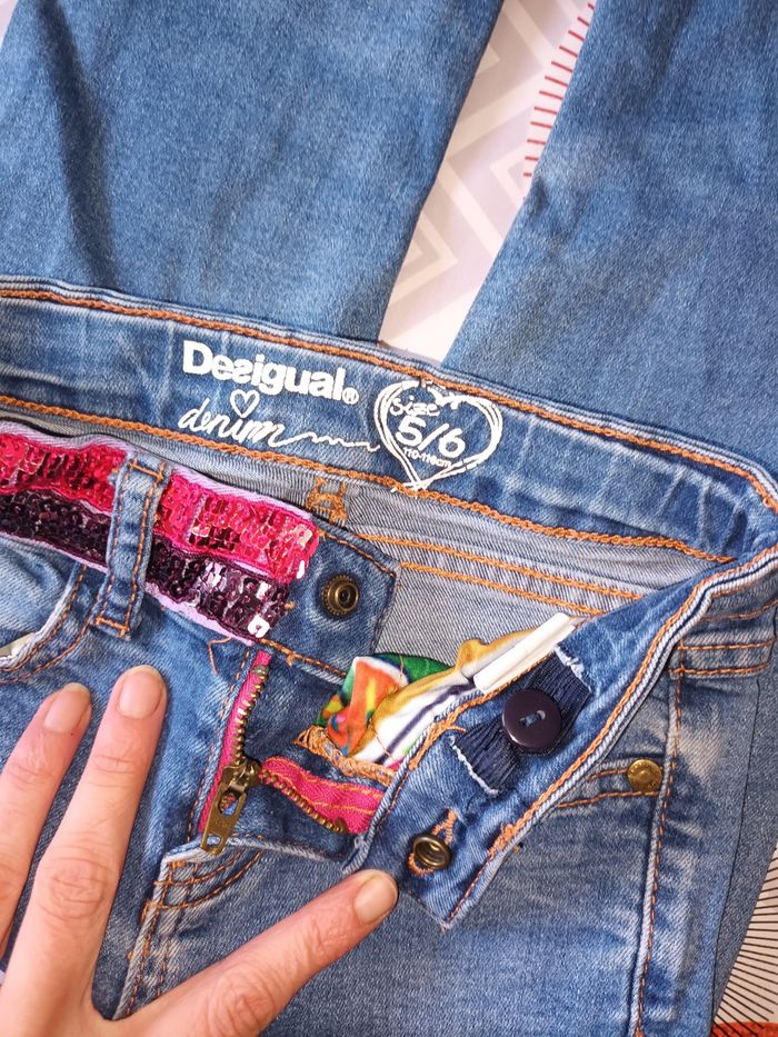Jeans Desigual taille 5 ans 👧 - photo numéro 6