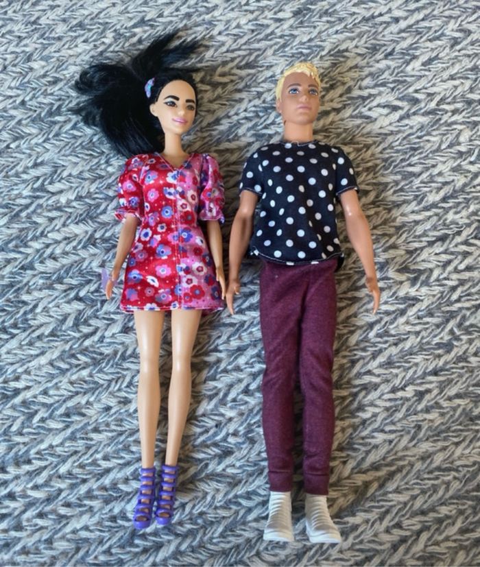 Lot Barbie et Ken