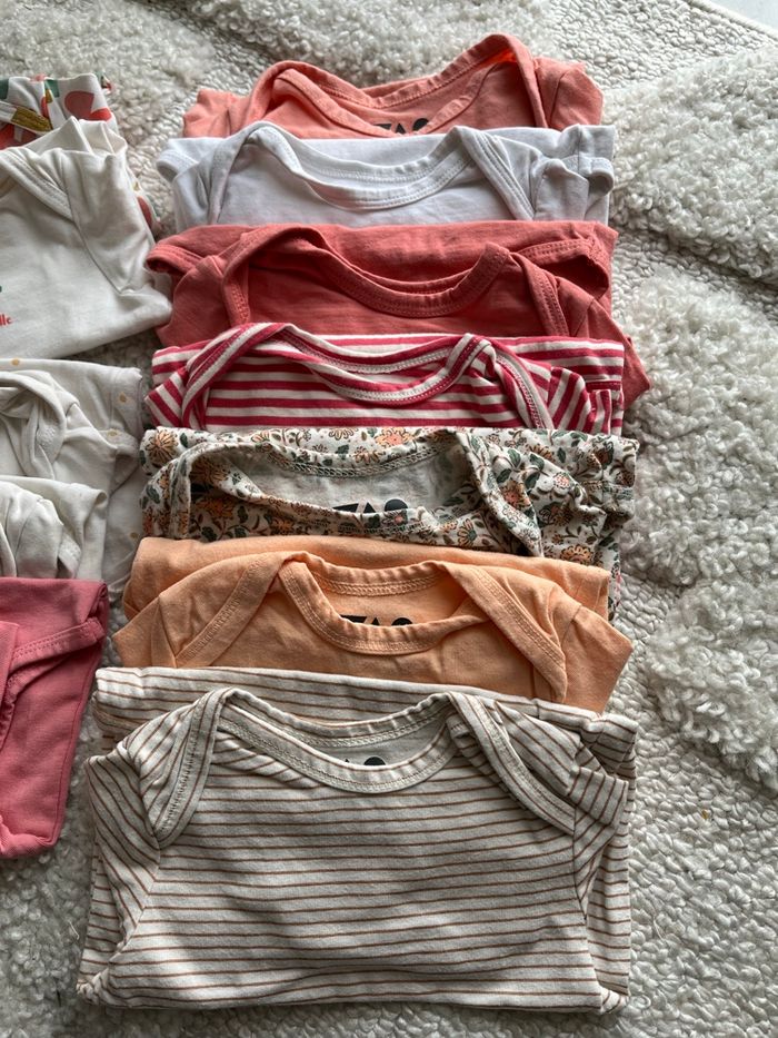 Lot 12 bodies Tape à l’œil - photo numéro 2