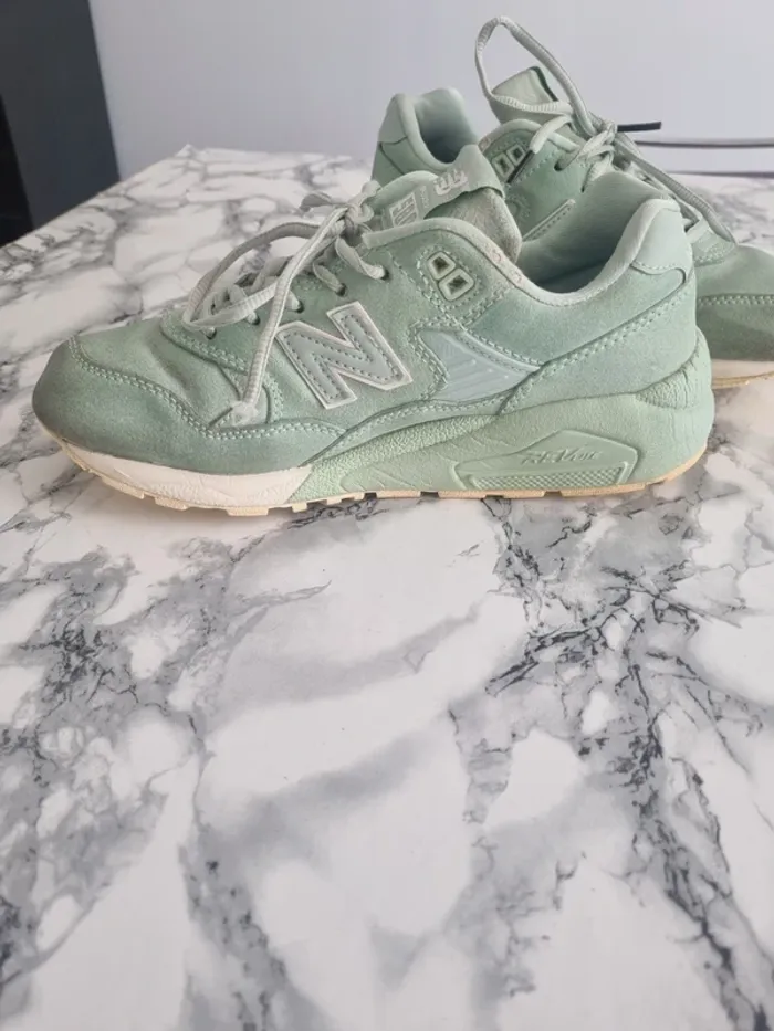 Basket New balance 580 suedine vert clair - photo numéro 15