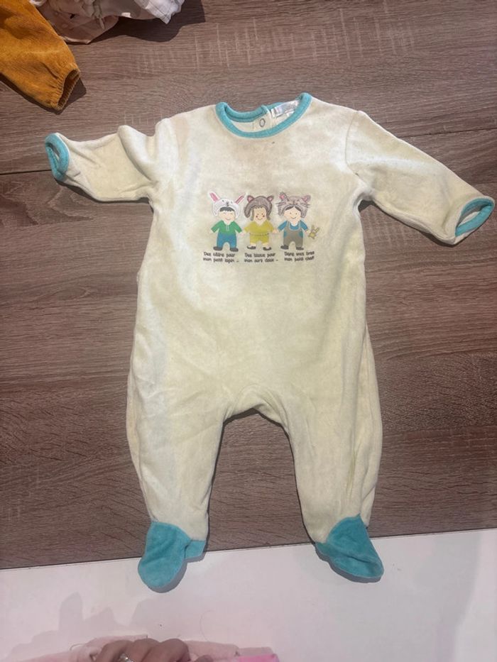 Lot 4 pyjamas 3 mois - photo numéro 4