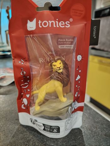 Tonie roi lion et cars