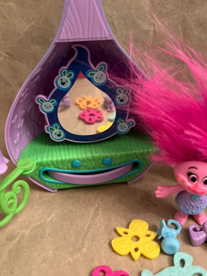Hasbro Trolls 2015 – Salon de coiffure Trolls DreamWorks – figurine + accessoires - photo numéro 10