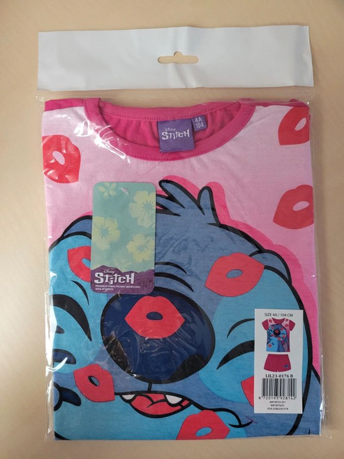 🌺Neuf🌺 Ensemble Stitch 4 ans fushia