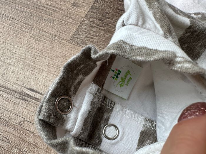 - Haut ML Disney - 6 mois - Très bon état - photo numéro 2