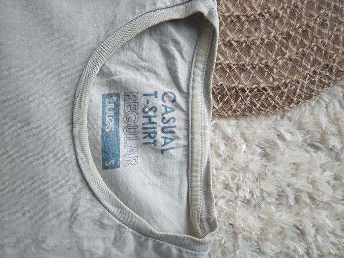 🌸Tee-shirt blanc S avec imprimé de voiture a 1€🌸 - photo numéro 3