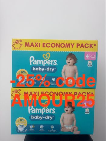 Lot de couches Pampers baby dry taille 4
