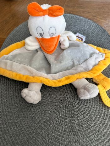 Doudou Semi plat canard , oie Trois kilos sept