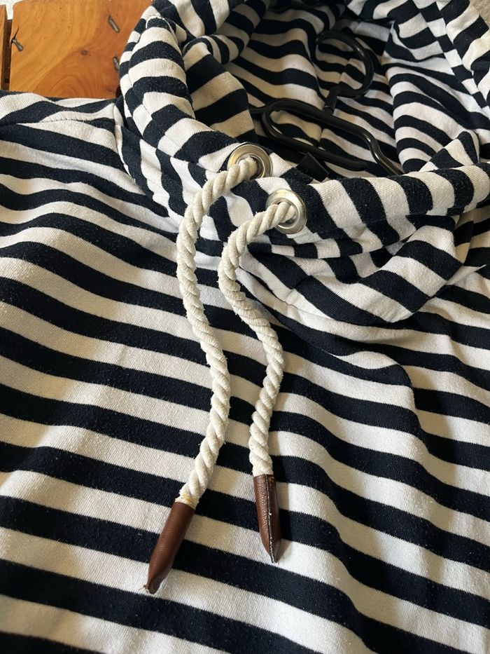 Sweat à capuche - photo numéro 5