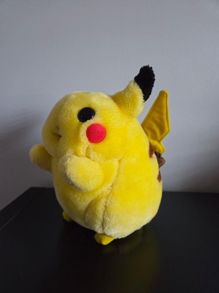Peluche Pikachu - photo numéro 4