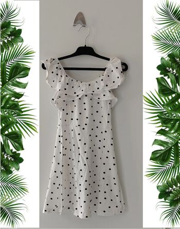 Robe blanche à pois kiabi 8 ans