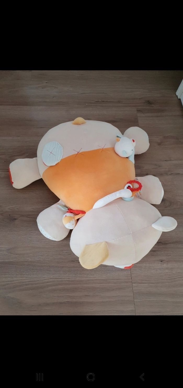 Grande peluche d'activité