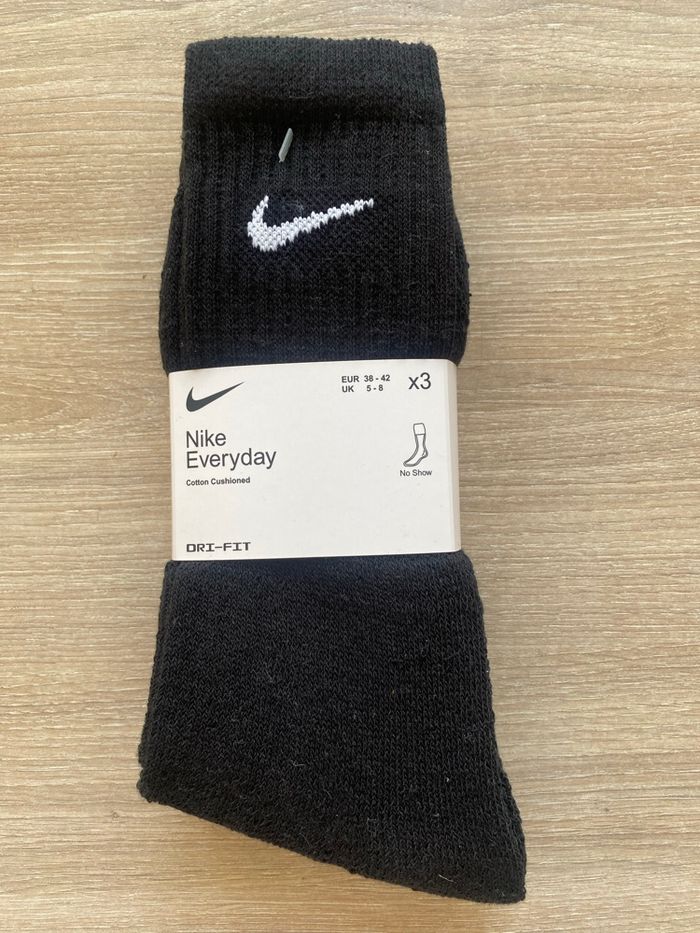 Chaussettes Nike noir - photo numéro 2