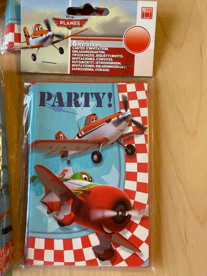 Serviette invitations anniversaire disney Pixar planes avion - photo numéro 2