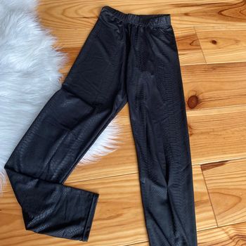 Leeging effet cuir effet serpent