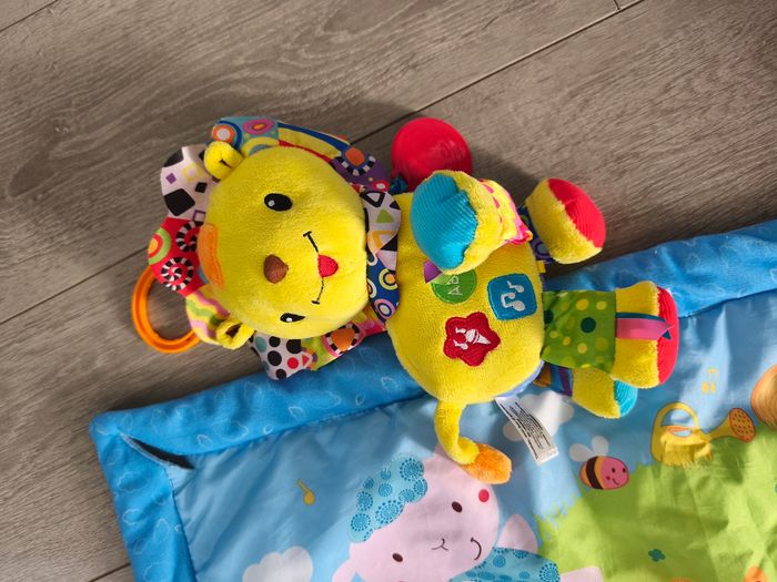 Tapis d'éveil et Lion d'activité VTech - photo numéro 2