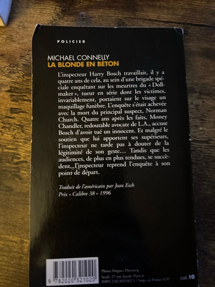 la blonde en beton - photo numéro 2