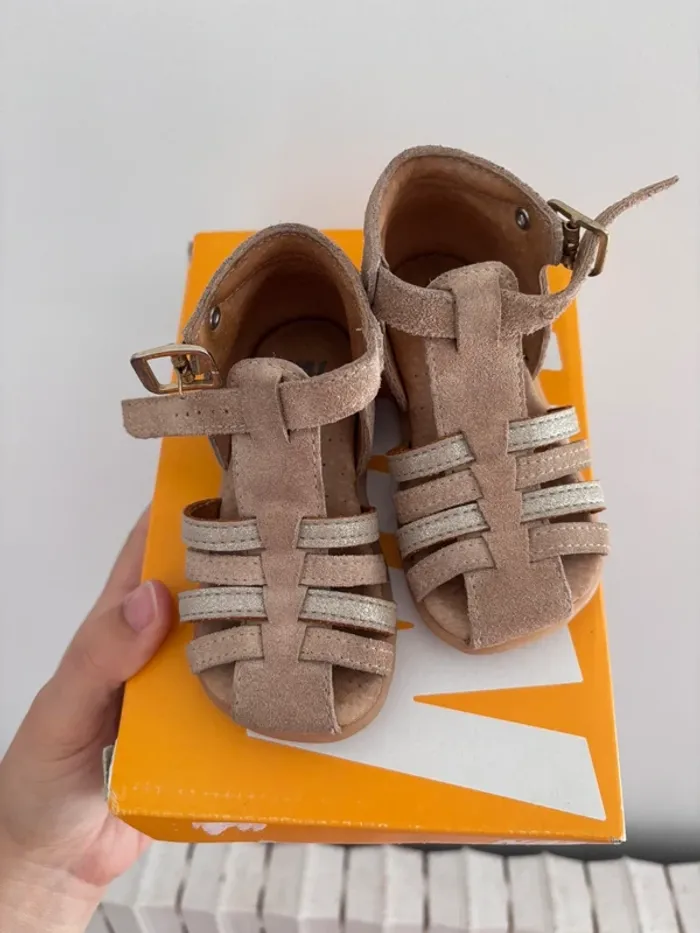 Sandale en cuir - photo numéro 2