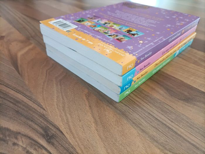 Lot 4 livres les poneys magiques 1,2,3 et 6 - photo numéro 4