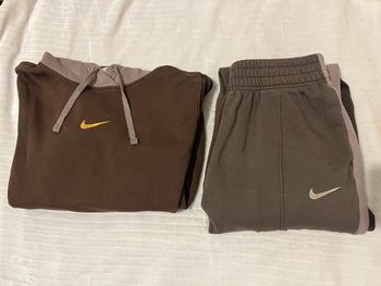 Ensemble Nike marron