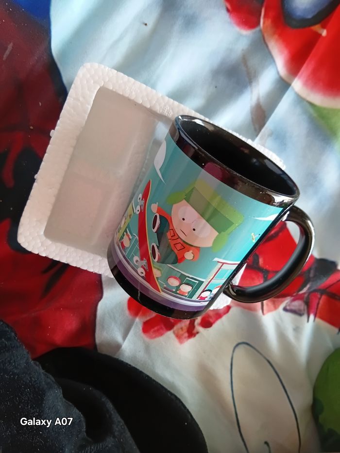 Tasse/muguet sourh Park - photo numéro 4