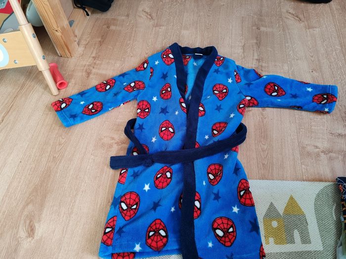 Lot vêtements garçon 6 ans